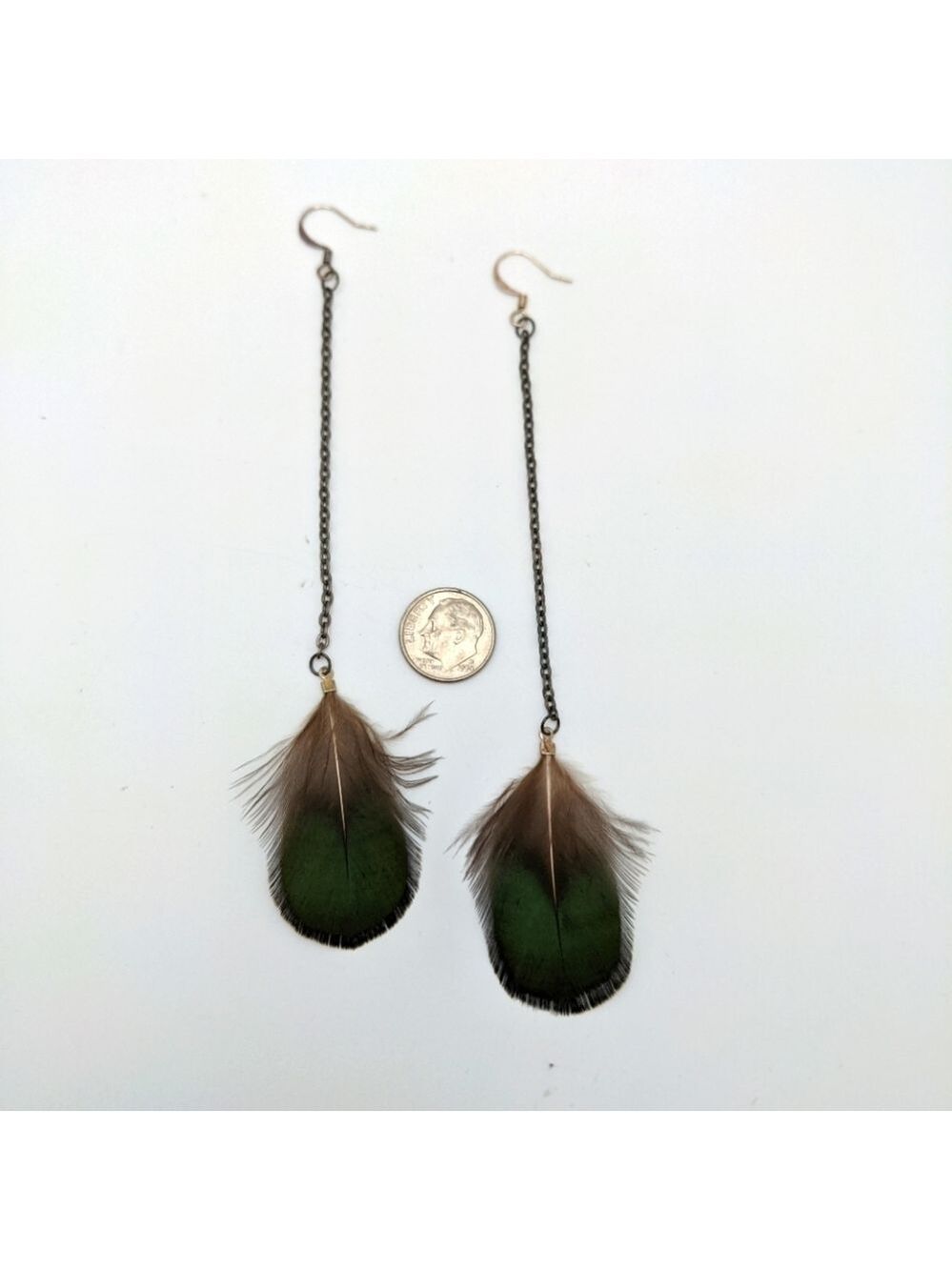 381MIDALANE Emerald Feather Earrings Gunmetal Chains - Picture 6 of 6